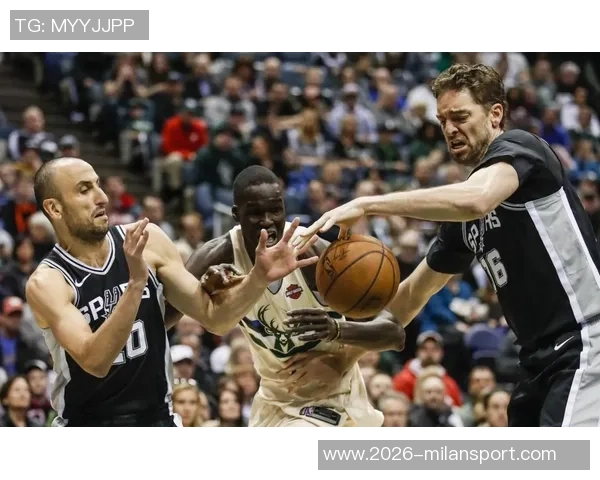 哈珀表现出色6投4中贡献9分3助攻正负值全队最高达到20分 哈珀表现出色6投4中贡献9分3助攻正负值全队最高达到20分